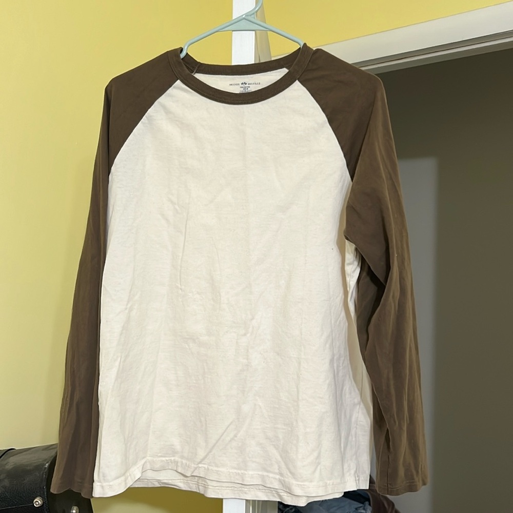 Brandy Melville Raglan Top